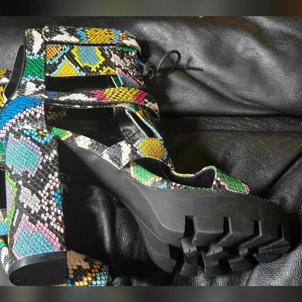 HOST PICK! 🎈🎉 Sseko Colorful Snake Print Women's Platform Heels Sz7.5 NEW - Picture 7 of 9